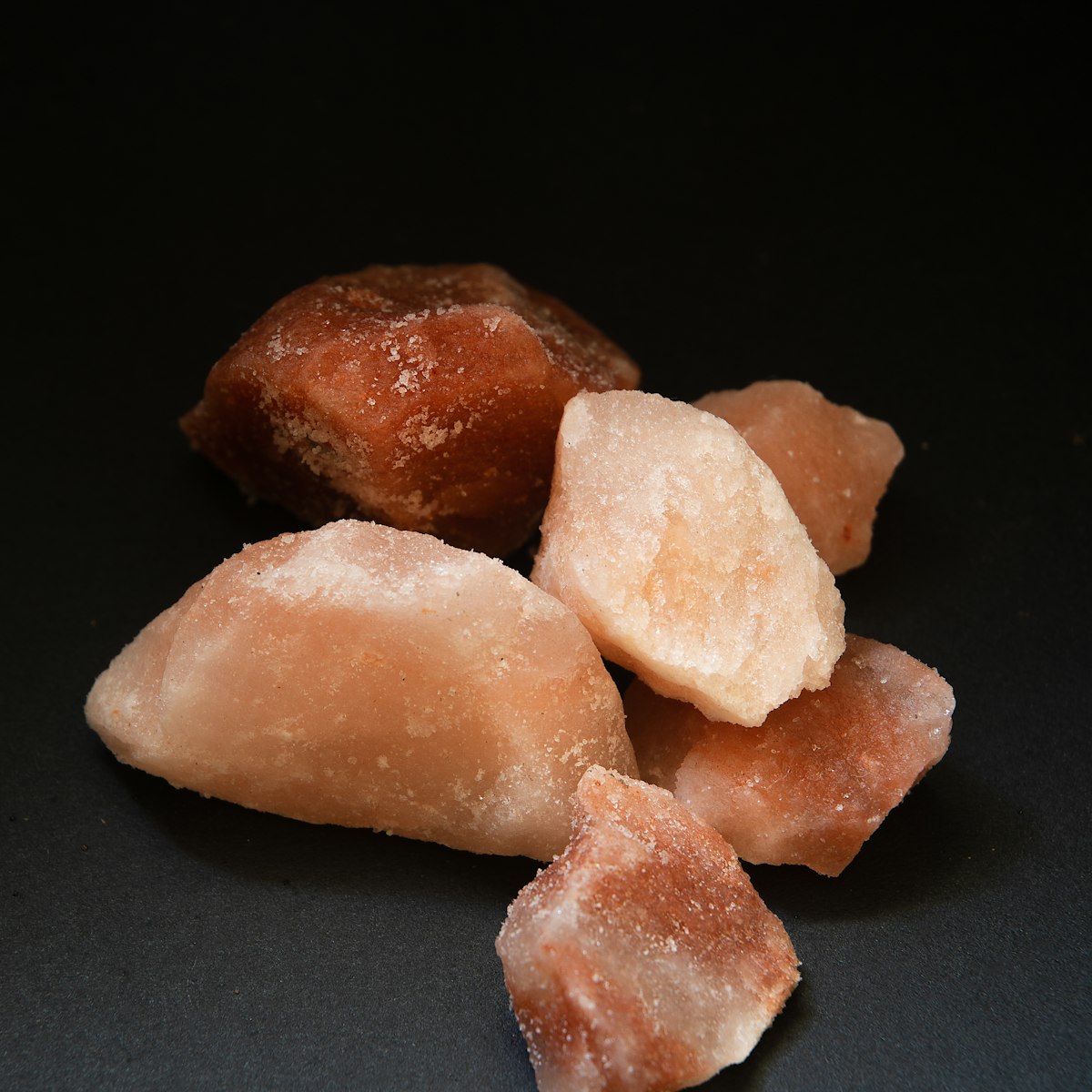 Himalayan Black Salt — side view